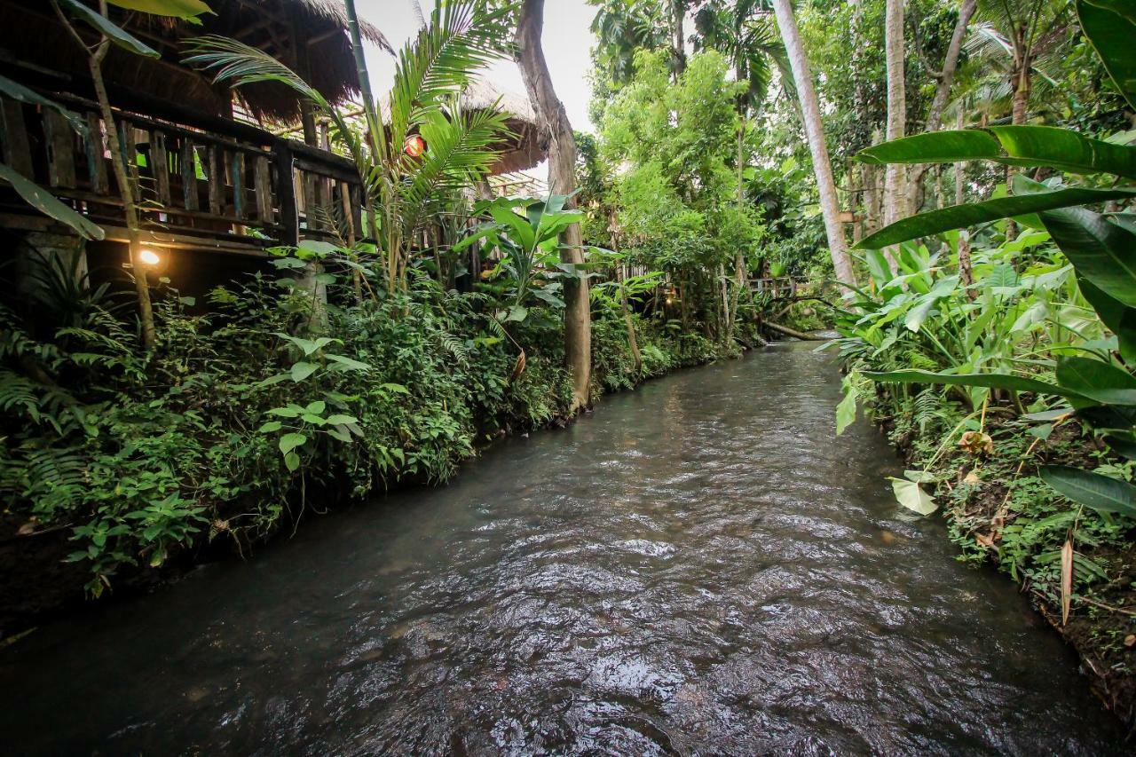 Keramas Sacred River Retreat Resort And Villa Exterior foto