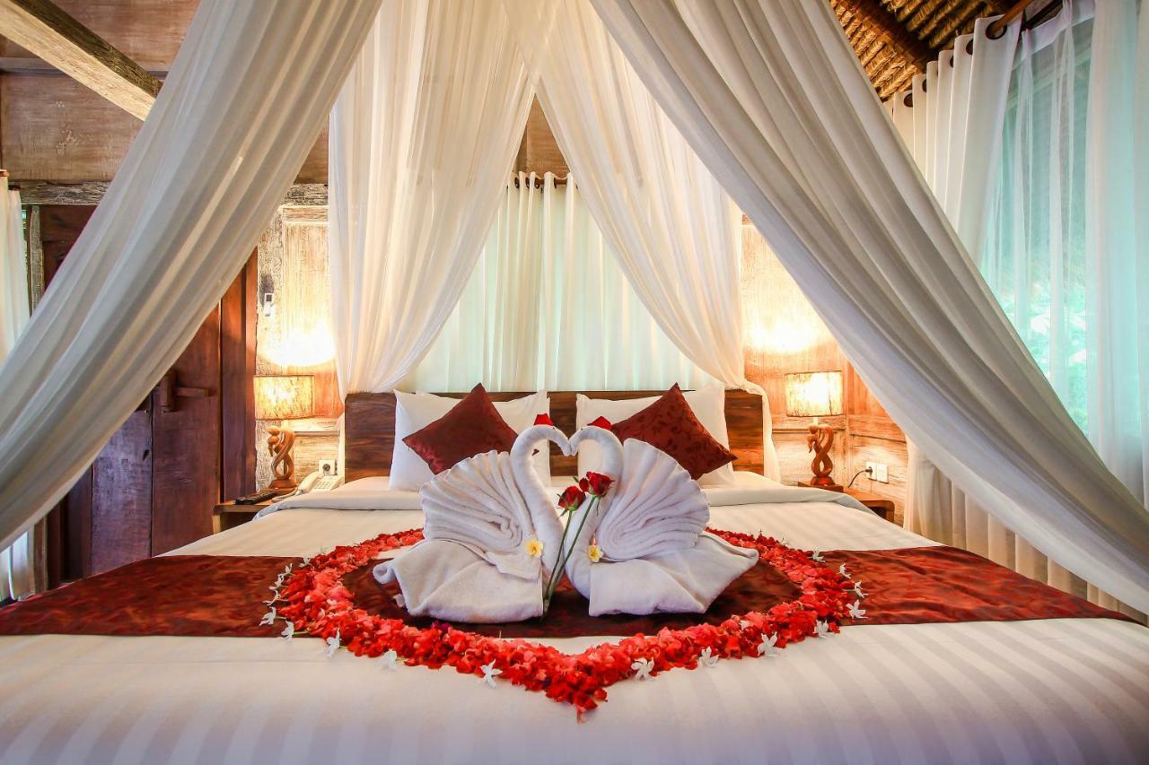 Keramas Sacred River Retreat Resort And Villa Exterior foto