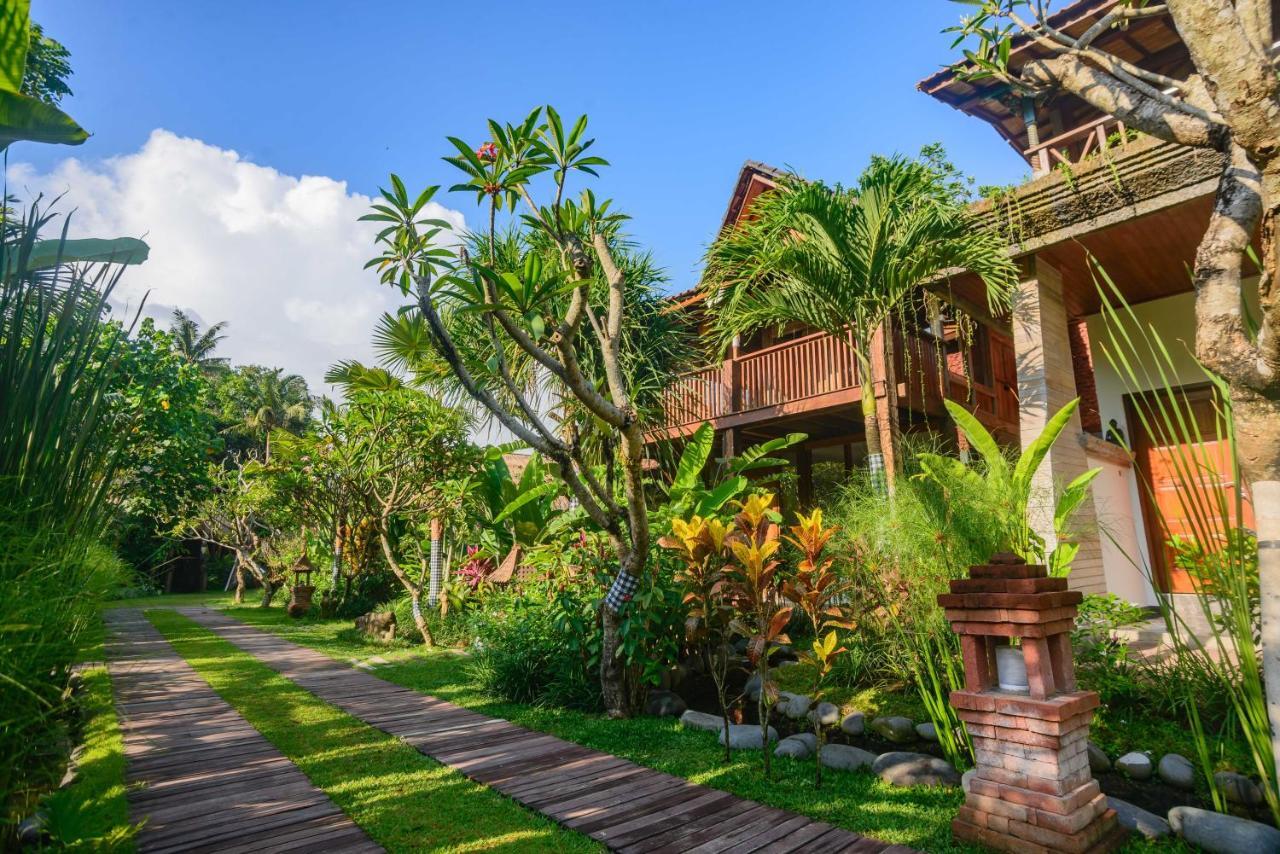 Keramas Sacred River Retreat Resort And Villa Exterior foto